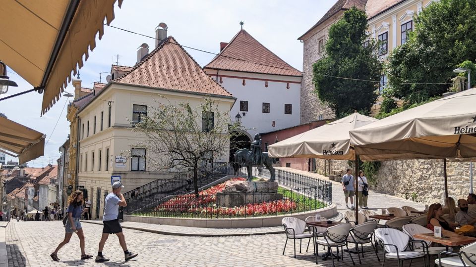 Zagreb: Highlights and Idyllic Places Self-guided Walk - Experience and Highlights