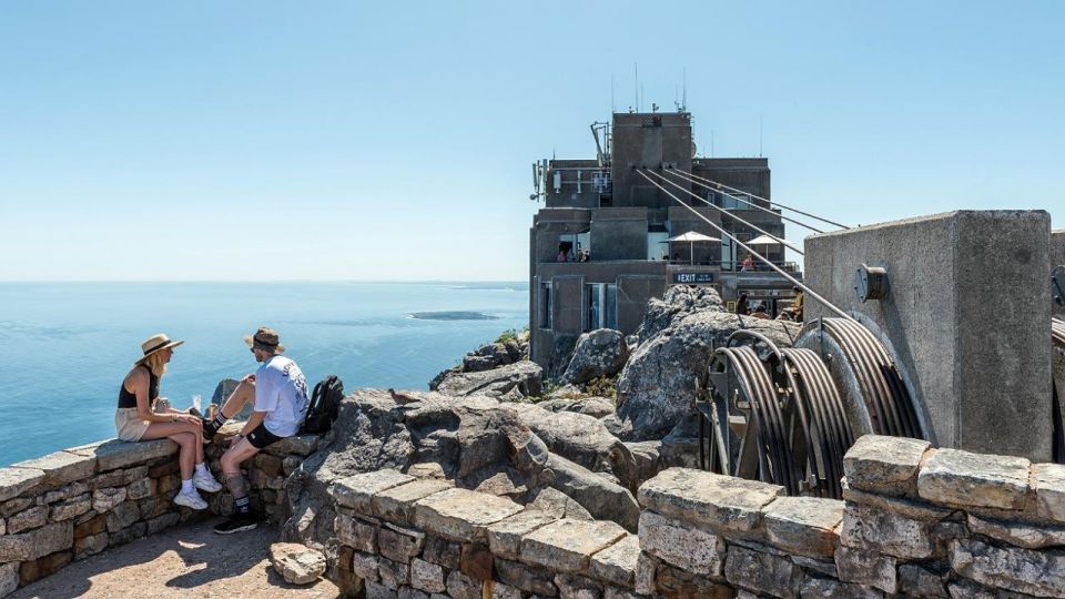 3-Day Private Tour: Good Hope Table Mountain & Robben Island - Good To Know