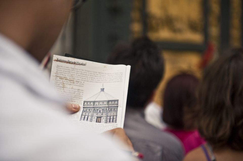 3-Hour Historic WhoDunIt Tour in Florence - Key Points