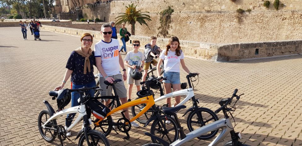 3 Hours Historic E-Bike Tour in Palma De Mallorca - Key Points