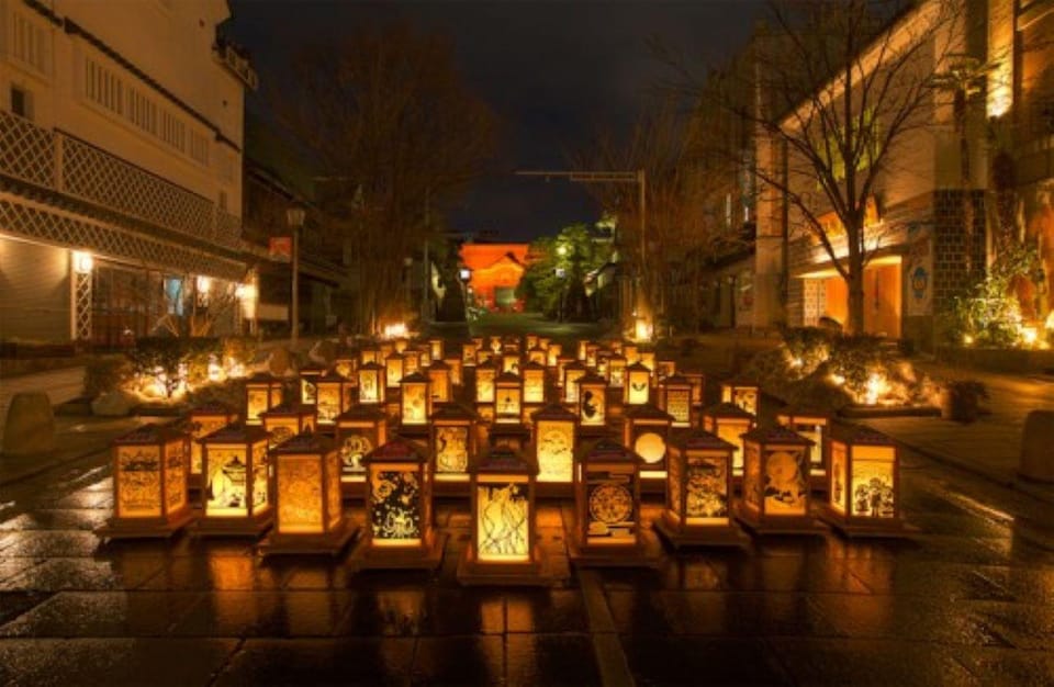 1-Day Tour: Snow Monkeys & Zenko-ji Tomyo Lantern Festival - Included Amenities