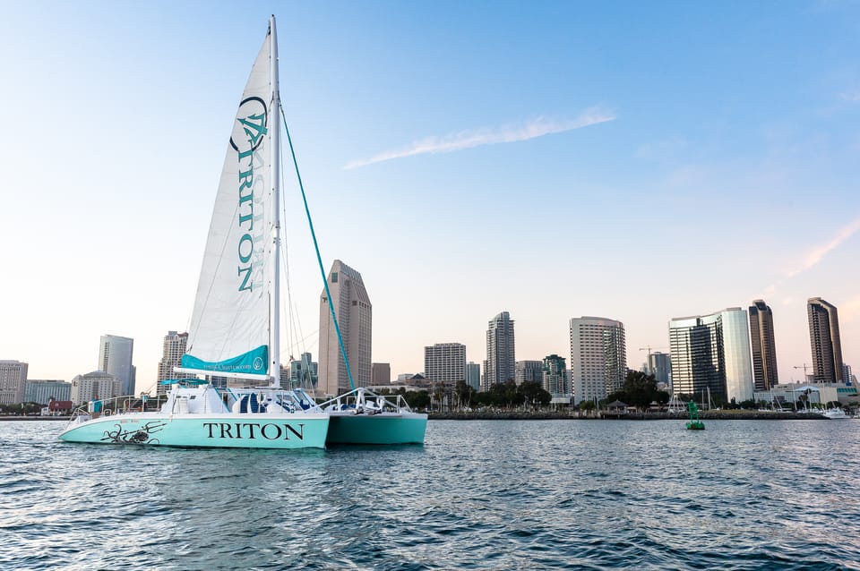 2.5 Hour Bay Tour on the Largest Catamaran in San Diego - Onboard Amenities