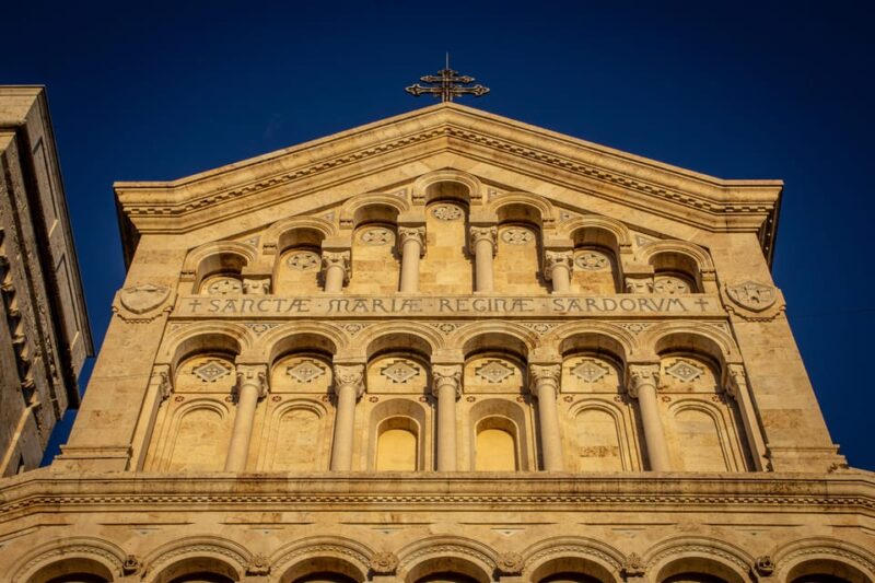 2 Hours Cagliari Walking Tour - Experience Details