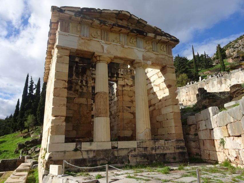 3-Day Delphi & Meteora Tour From Athens - Day 1: Delphi Exploration