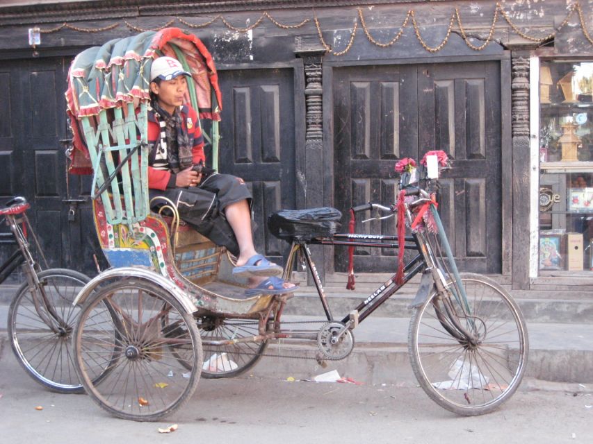 3-Hours Thamel Sightseeing Tour by Rickshaw in Kathmandu - Itinerary Details