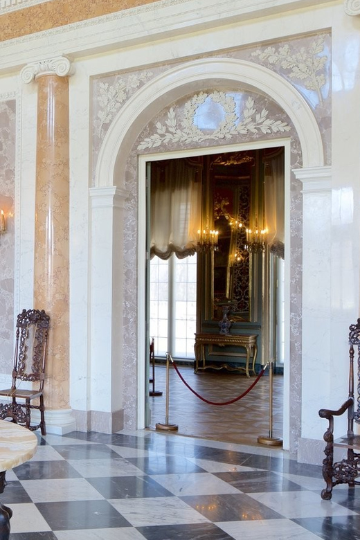 5-hour: Royal Castle, Old Town, Wilanow Palace /inc.Pick-up/ - Attractions and Experiences