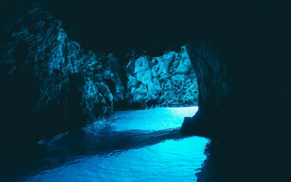 5 Islands Tour: Blue Cave + Hvar - Blue Cave Excursion