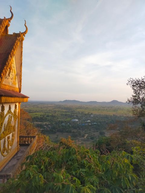 A Day Tuktuk Bambootrain,Fruit Bats, Banan,Killing&Bat Caves - Itinerary Highlights