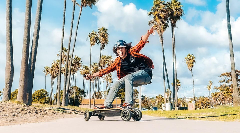 A Taste Of Electric Skateboarding on Siargaos Coastal Roads - Training and Safety