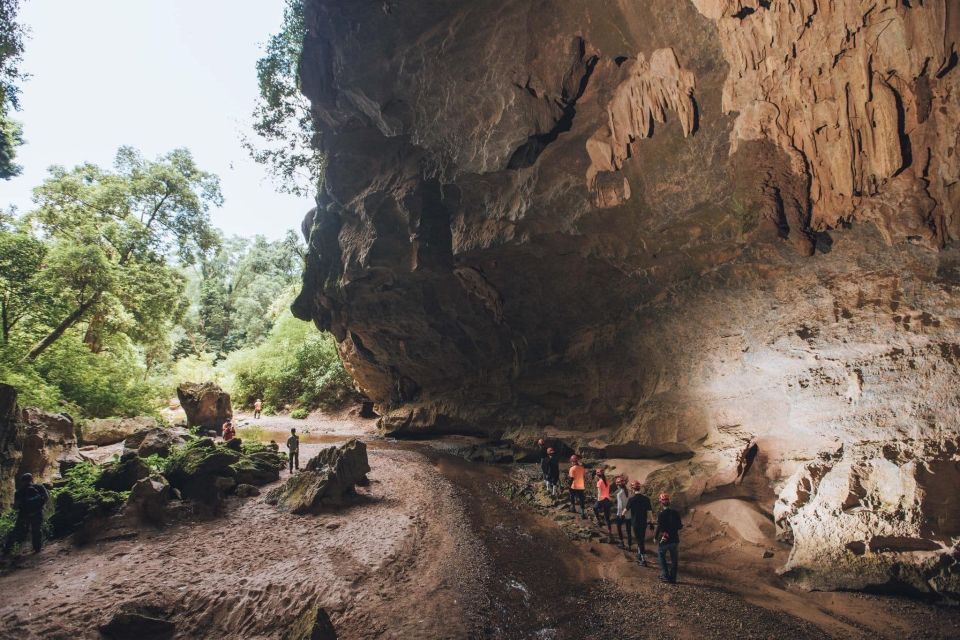 Abandoned Valley Adventure - E Cave & Golden Cave - 1D - Inclusions and What to Expect