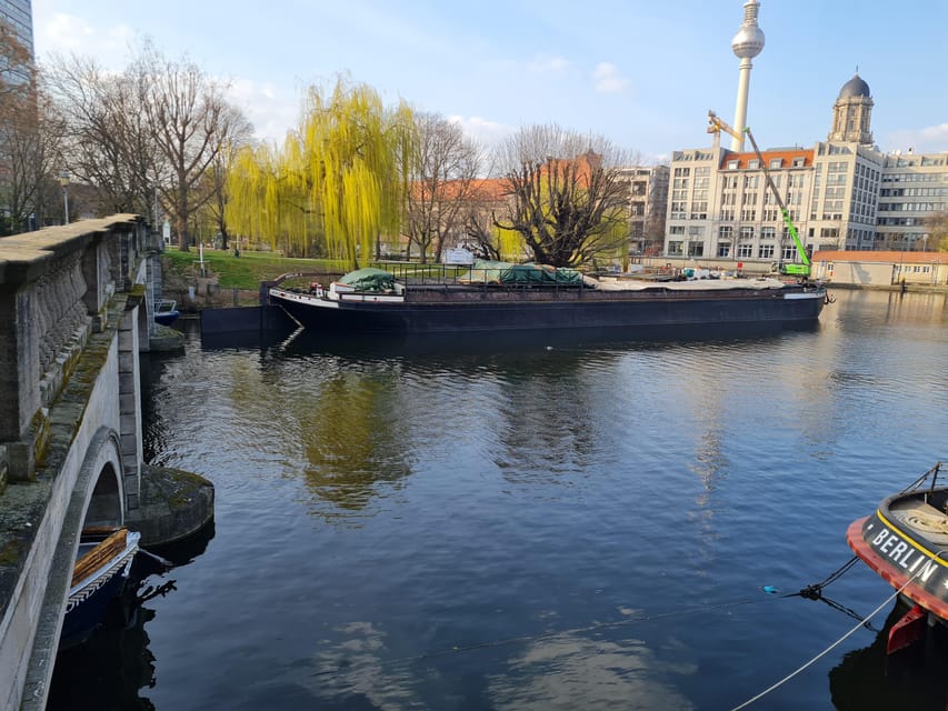 Adventourous Berlin With Medieval Elements and Urban Culture - Starting Point