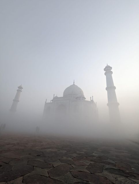 Agra: Taj Mahal & Agra City Tour by Tuk Tuk (Battery Auto) - Accessibility Options