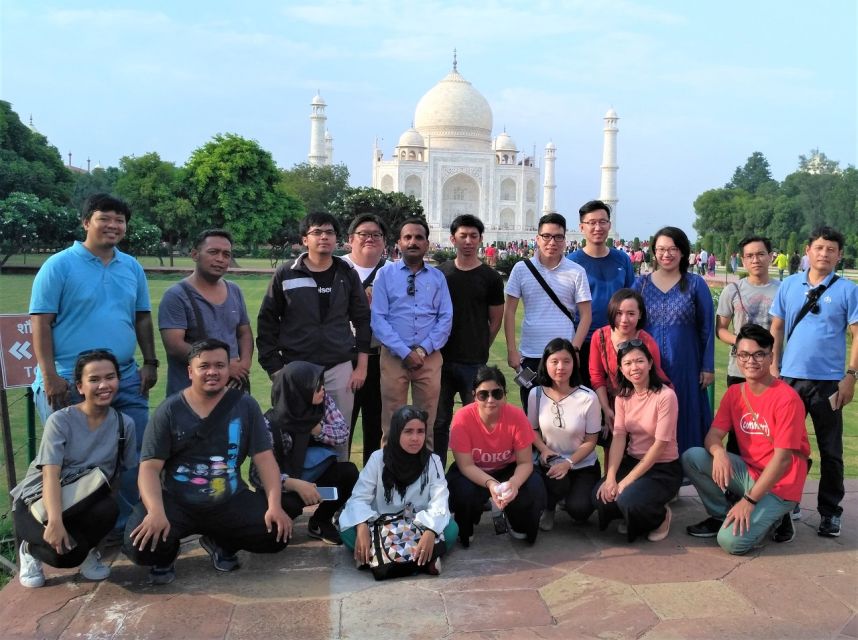 Agra: Taj Mahal, Agra Fort, and Baby Taj Private Tour - Discovering Agra Fort