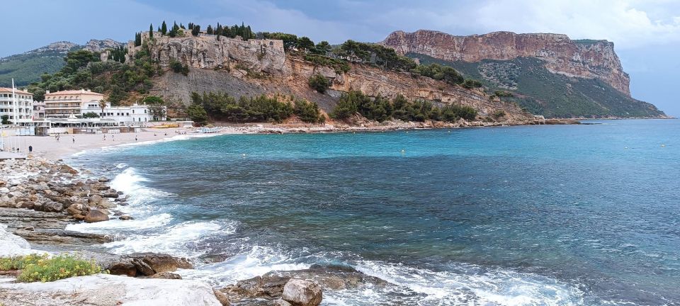 Aix-en-Provence: Marseille, Cassis, & Calanques Private Tour - Itinerary Highlights