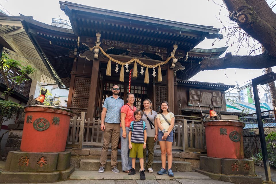 Akihabara Walking Tour With Otaku and Photography - Personalized Experience