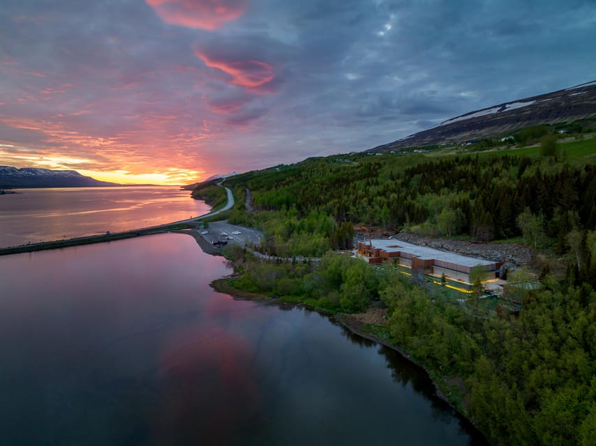 Akureyri: Forest Lagoon Entrance Ticket - Amenities Offered