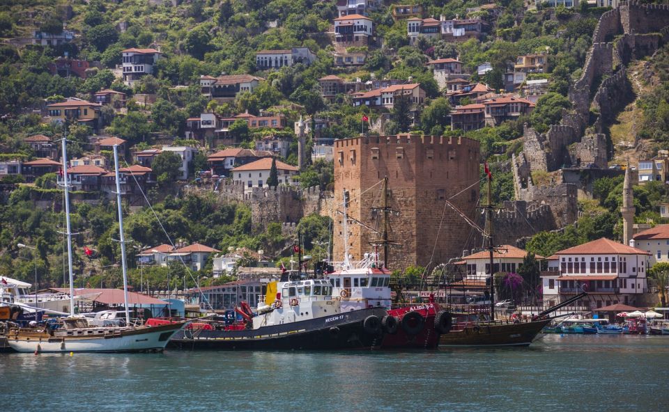 Alanya: Pirate Boat Trip With Meal, Drinks and Pickup Option - Pickup and Meeting Information