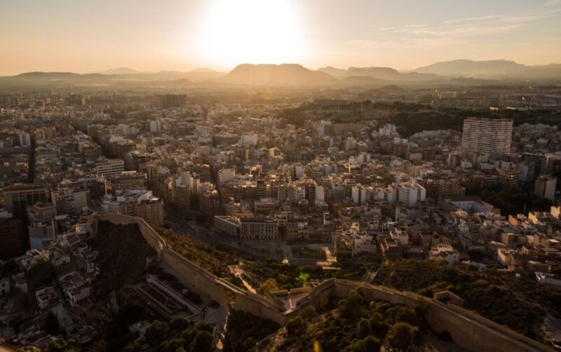 Alicante: Evening Tapas Tour - Drinks and Beverages