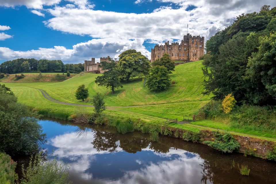 Alnwick Castle and Scottish Borders Tour From Edinburgh - First Stop: Bamburgh