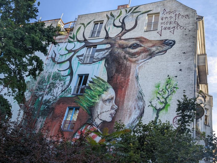 Alternative Berlin / Street Art Tour - Private Group - Exploring Street Art