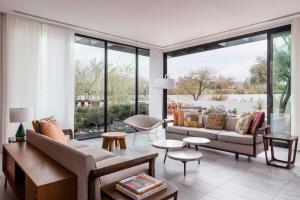 Andaz Scottsdale Resort & Bungalows - Guest Experience and Ratings