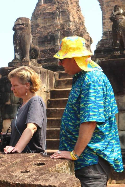 Angkor Wat: Highlights and Sunrise With Spanish Guide - Sunrise Experience at Angkor Wat