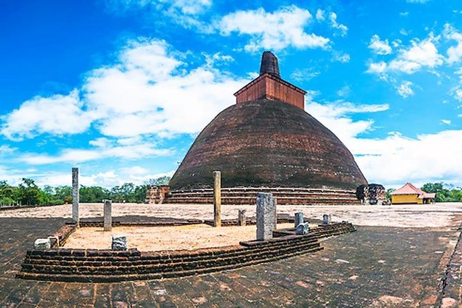 Anuradhapura Ancient City Tuk Tuk Tour - Exploring Ranmasu Uyana