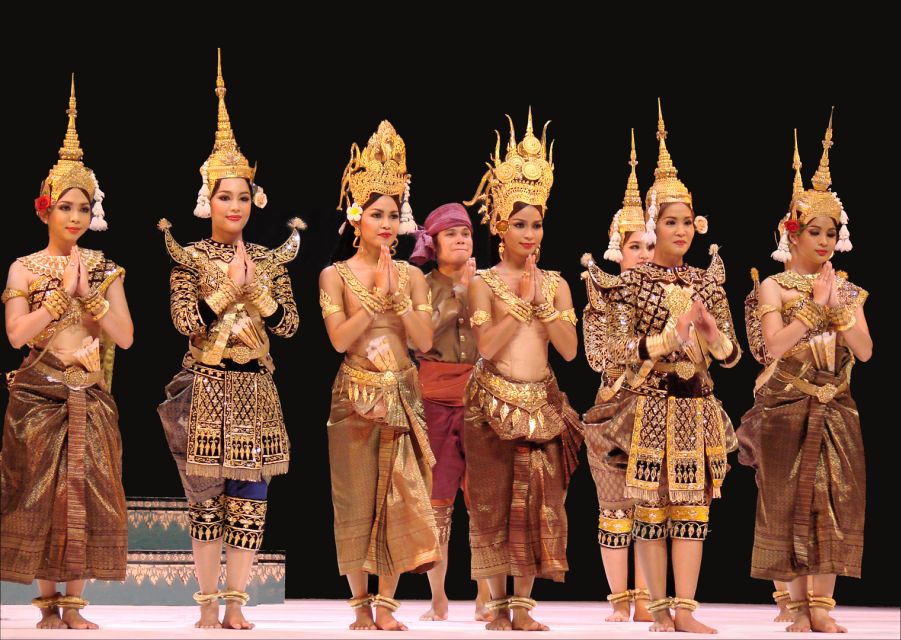 Apsara Dance Show With Dinner by Tuk-Tuk Roundtrip Transfer - Highlights of the Performance