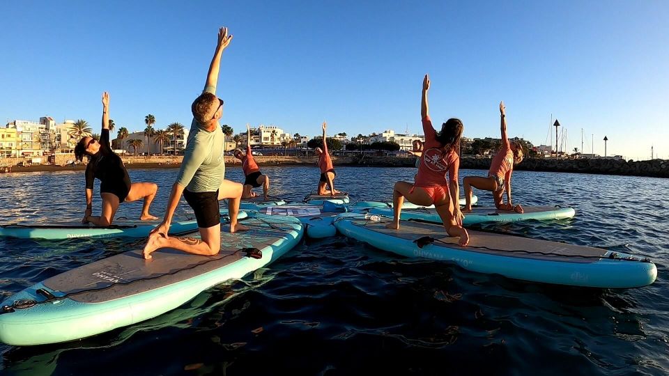 Arguineguín: Stand-Up Paddleboard Yoga Class With Instructor - Experienced and Benefits