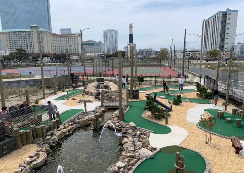 Atlantic City: Ocean View Mini Golf Pass - Location and Accessibility
