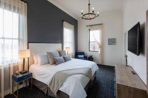 Atticus Hotel - Guest Experience and Services