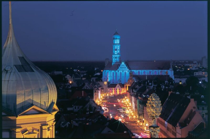 Augsburg: Illuminated Guided Evening Walking Tour - Tour Features
