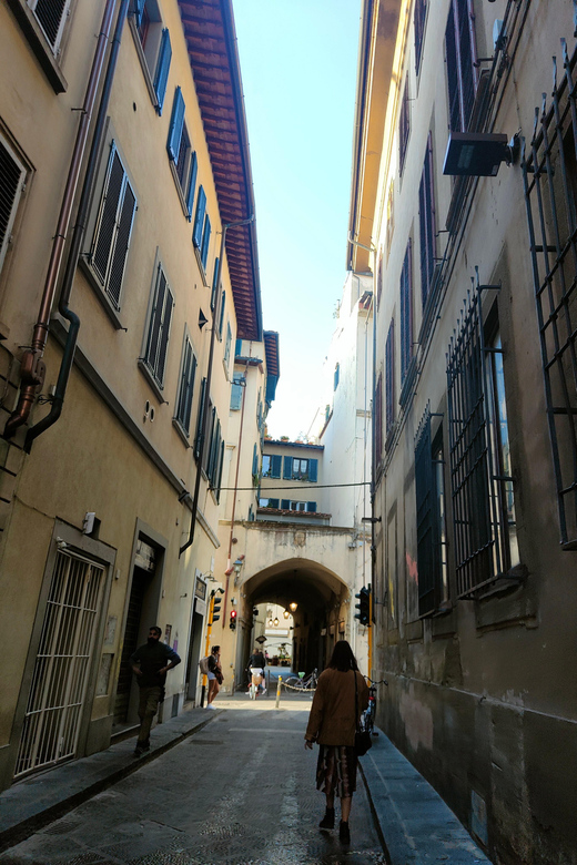 Authentic Florence: Storytelling & Crafts - Oltrarno District Exploration