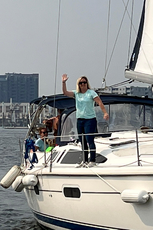 Baltimore: Chesapeake Day Sail - Yacht and Amenities