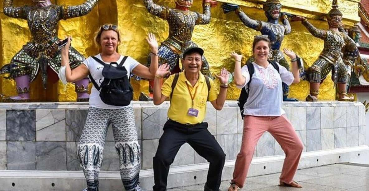 Bangkok: City Highlights and Landmarks Private Walking Tour - Tour Experience