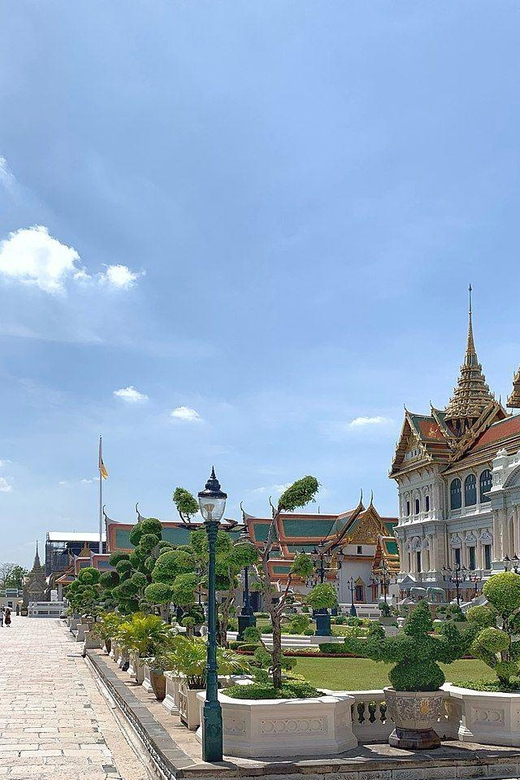 Bangkok: Grand Palace, Wat Pho, & Wat Arun Guided Tour - Site Highlights