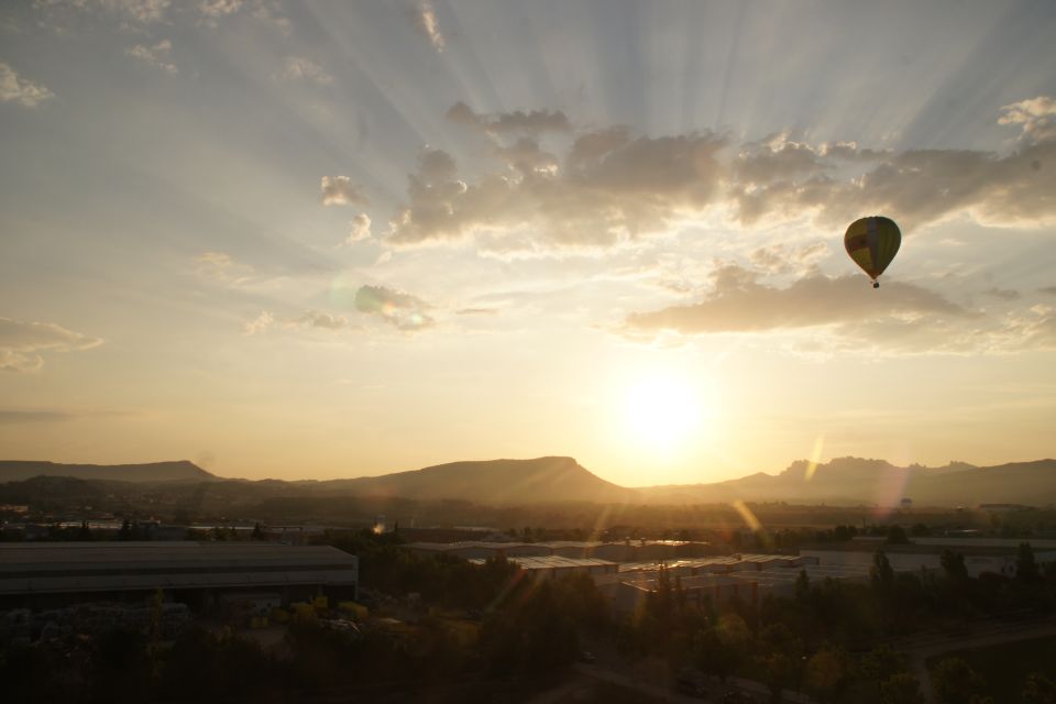 Barcelona: Hot Air Balloon Flight Experience - Pilot Expertise and Post-Flight