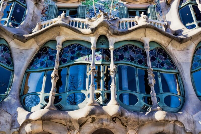 Barcelona: La Pedrera Guided Tour With Casa Batlló Option - Guided Tour of La Pedrera