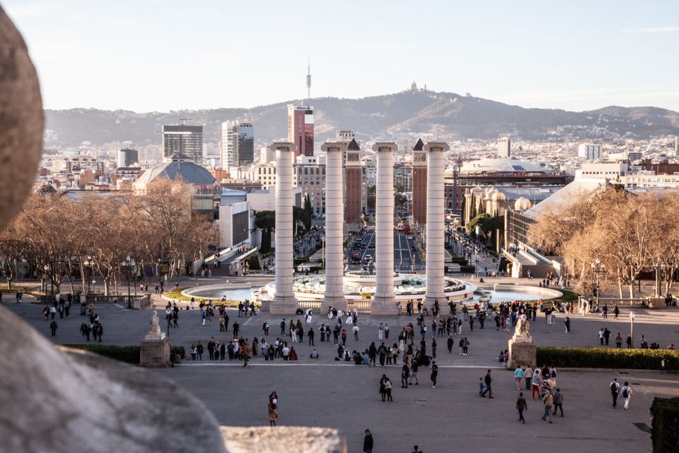 Barcelona: Montjuïc Walking Tour With Optional Flamenco Show - Key Features of the Tour