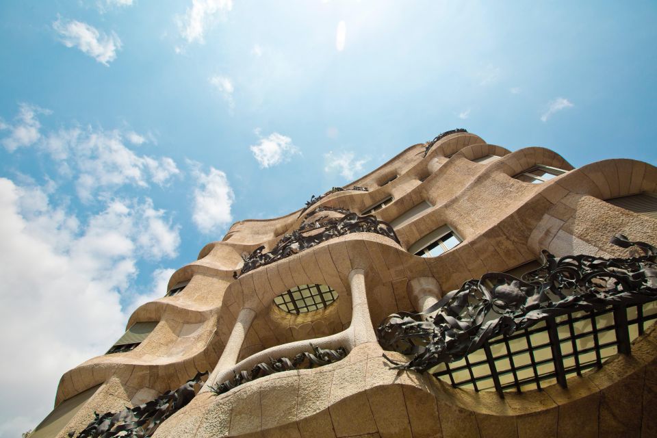 Barcelona: Private Exclusive History Tour With Local Expert - Tour Details