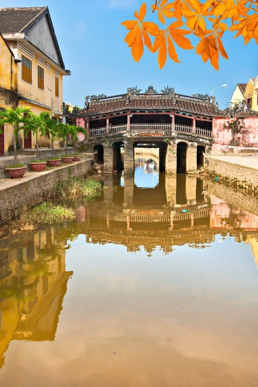 Basket Boat In Coconut Jungle, Hoi An City, Release Lantern - Basket Boat Rowing