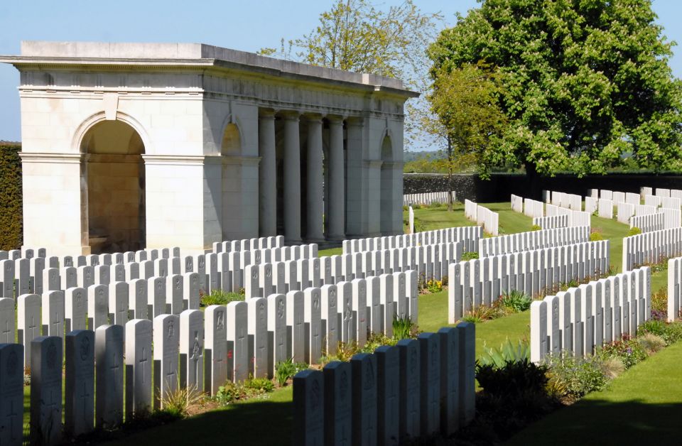 Bayeux: American D-Day Sites in Normandy Half-Day Tour - Omaha Beach Experience