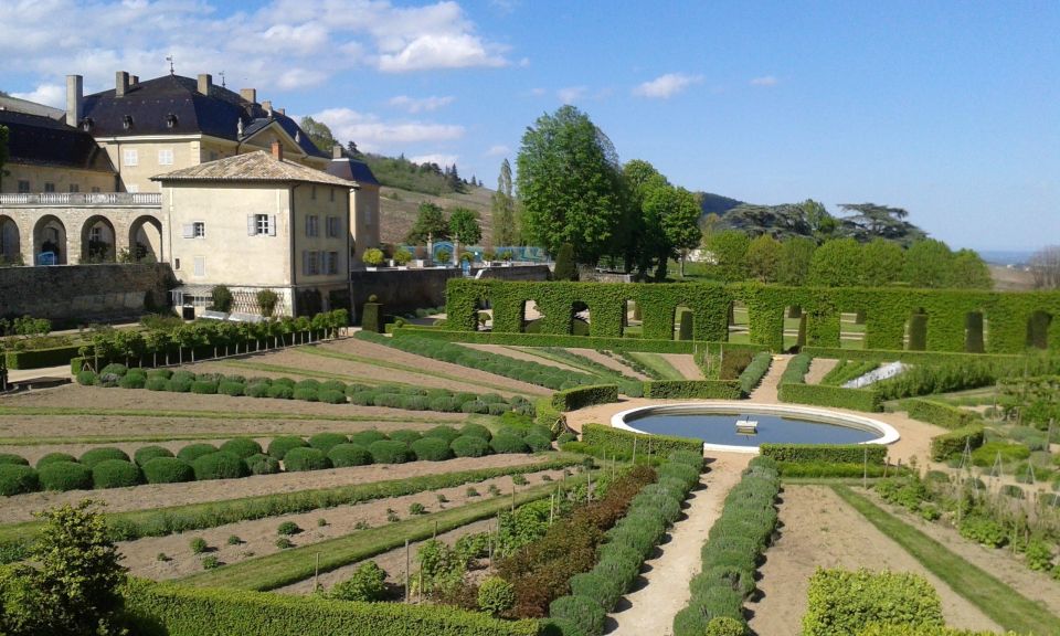 Beaujolais - Pérouges: Full Day Shared Trip - Inclusions