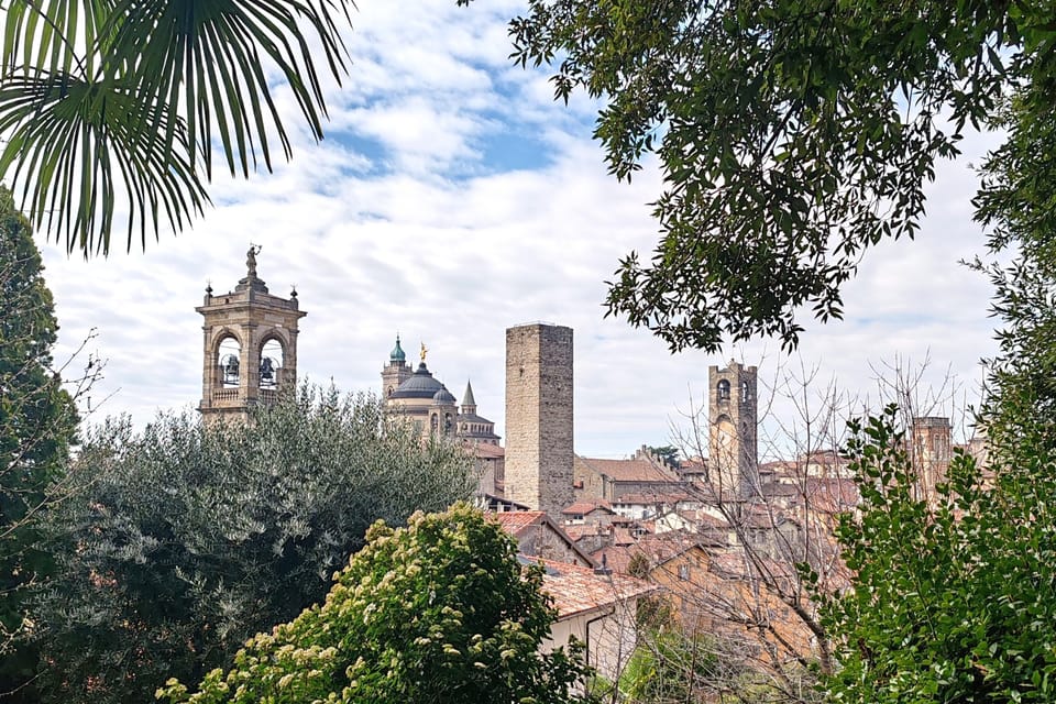 Bergamo: Upper Town Guided Tour With French-Speaking Guide - Included and Excluded