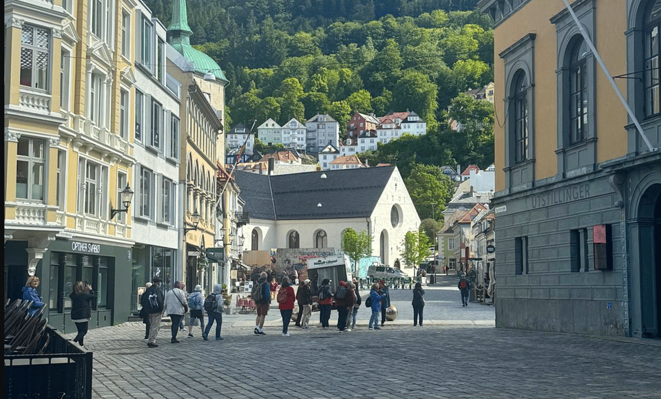 Bergen: Guided Walking Tour - Additional Attractions in Bergen