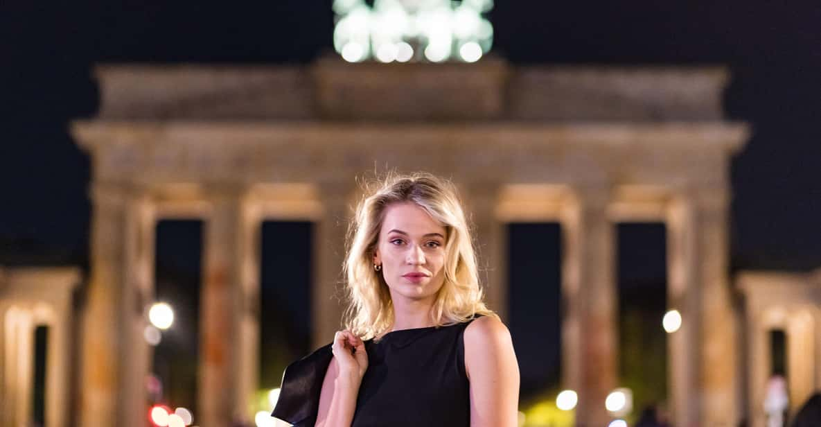 Berlin by Night: Private Photoshoot at Illuminated Cityscape - Photographer and Session Features