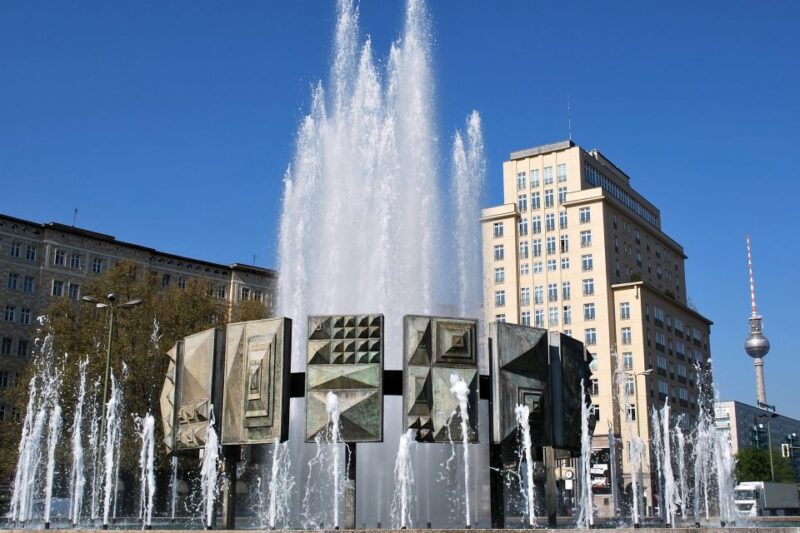 Berlin: Karl-Marx-Allee 2-Hour Tour - Historical Significance