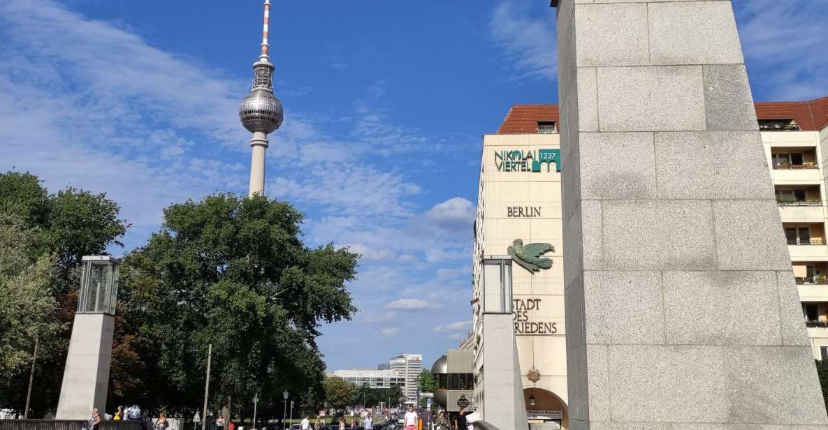 Berlin: Museum Island Guided Walking Tour - Group Size and Language