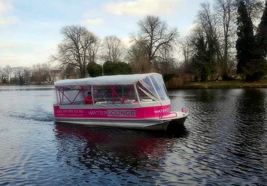 Berlin: Rent a License-Free Boat for up to 14 PAX - Boat Features and Amenities