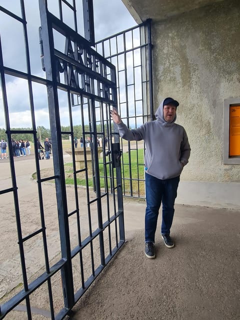 Berlin: Sachsenhausen Tour Incl. Car Transport Max. 7 People - Guided Experience